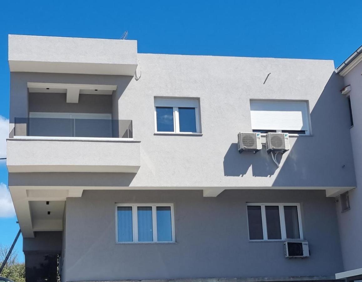 Luxury Apartman Imperio Σίμπενικ Εξωτερικό φωτογραφία