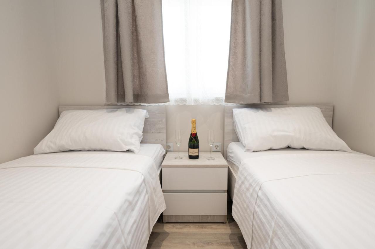 Luxury Apartman Imperio Σίμπενικ Εξωτερικό φωτογραφία