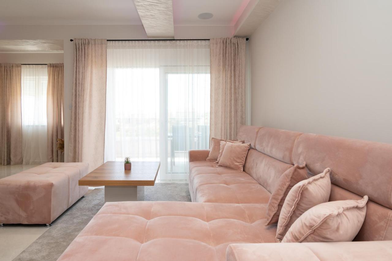 Luxury Apartman Imperio Σίμπενικ Εξωτερικό φωτογραφία