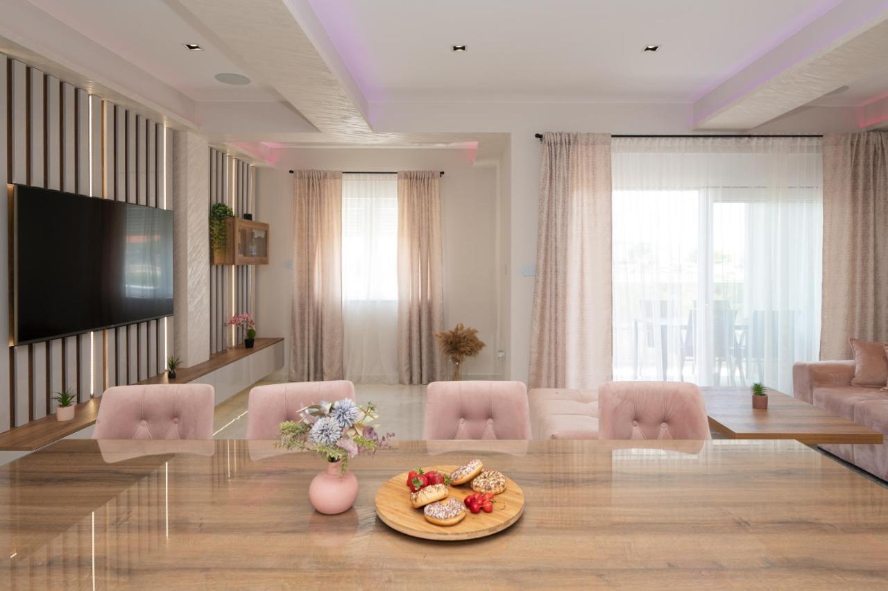 Luxury Apartman Imperio Σίμπενικ Εξωτερικό φωτογραφία