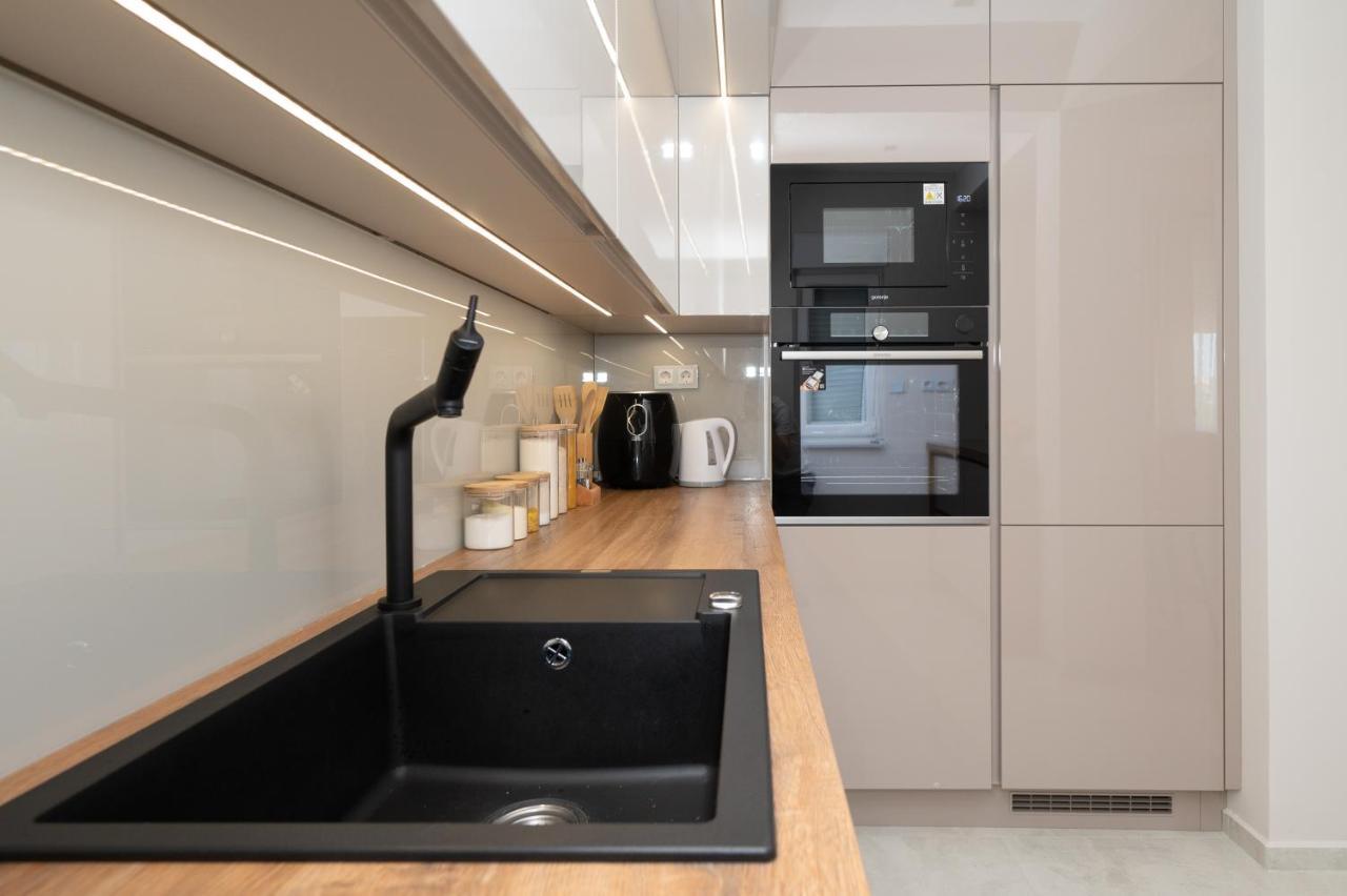 Luxury Apartman Imperio Σίμπενικ Εξωτερικό φωτογραφία